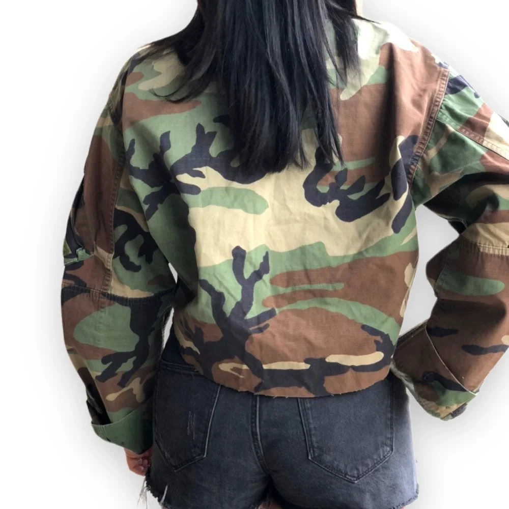 Vintage cropped camo army jacket. | Size XS - L | grunge aesthetic - Picture 4 of 8